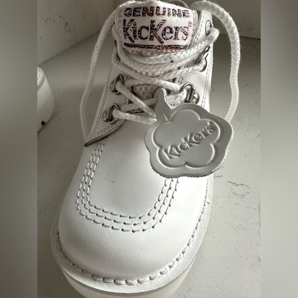 NWT Kickers shoes sz 8.5 - Picture 3 of 7